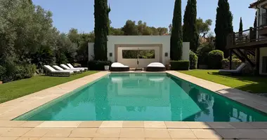 7 bedroom house in Spain