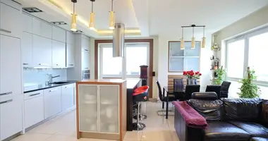 Appartement 3 chambres dans Varsovie, Pologne