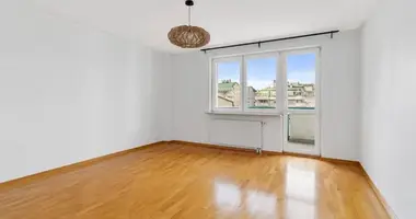 Квартира 2 комнаты в Варшава, Польша