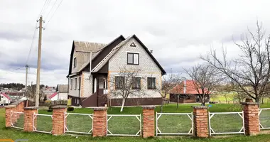 Casa en Pleshchanitsy, Belarús