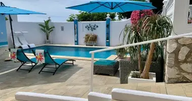 4 bedroom house in Dos Hermanas, Spain