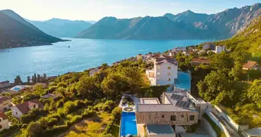 Haus 6 zimmer in Dobrota, Montenegro