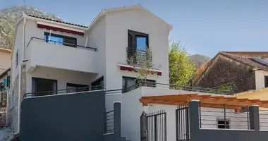 Maison dans Skaljari, Monténégro