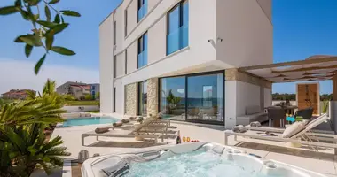Villa in Opcina Sukosan, Kroatien