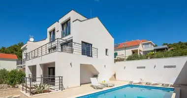 Villa en Opcina Milna, Croacia