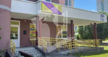 Büro 71 m² in Minsk, Belarus