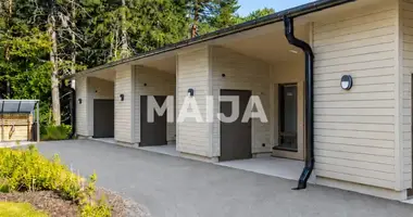 Reihenhaus in Herttuala, Finnland