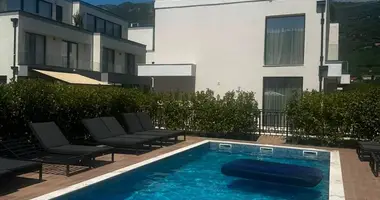 Casa 3 habitaciones en Lastva Grbaljska, Montenegro