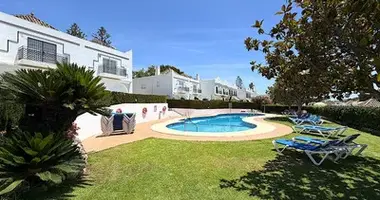 Haus 4 Schlafzimmer in San Pedro Alcantara, Spanien