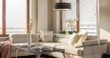 Apartamento 5 habitaciones en Varsovia, Polonia