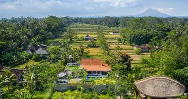 Dom 4 pokoi w Pejeng Kangin, Indonezja