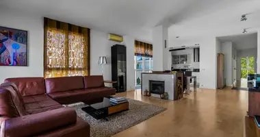 Apartamento 4 habitaciones en Varsovia, Polonia