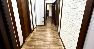 Квартира 4 комнаты в Ташкент, Узбекистан