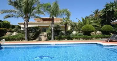 Villa 4 chambres dans Artola, Espagne