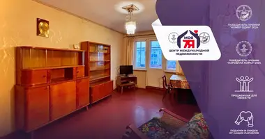 Mieszkanie 3 pokoi w Soligorsk, Białoruś