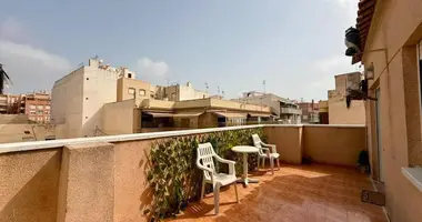 Penthouse 3 bedrooms in Torrevieja, Spain