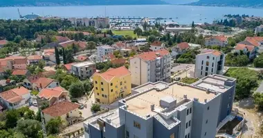 Apartamento 1 habitacion en Tivat, Montenegro