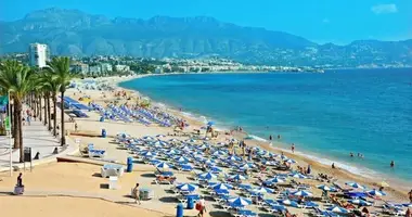 Sale of 2★ Hotel in Benidorm Old Town – €4,600,000 in Benidorm, Spanien