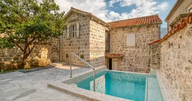 Casa 5 habitaciones en Montenegro