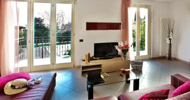 3 bedrooms in Griante, Italy