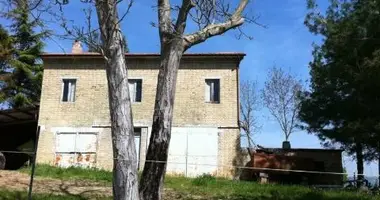 Działka w Terni, Włochy