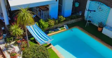 Дом 5 спален в Casares, Испания