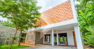 Villa 5 zimmer in Siem Reap, Kambodscha