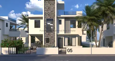 Villa 5 bedrooms in Paralimni, Cyprus