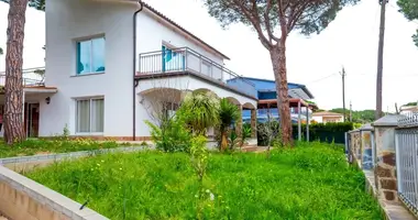 Dom drewniany w stylu górskim 7 pokojów w Platja dAro, Hiszpania