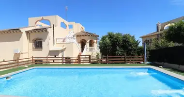 5 bedroom house in Algorfa, Spain