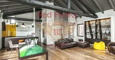 2 bedroom apartment in Desenzano del Garda, Italy