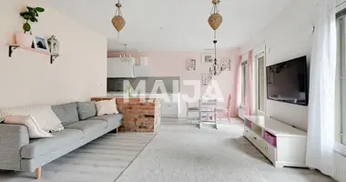Appartement 2 chambres dans Kerava, Finlande