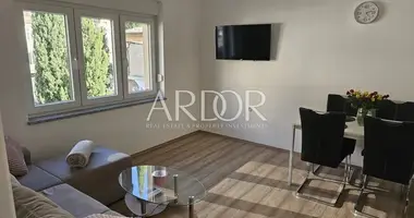 Wohnung 3 Schlafzimmer in Rijeka, Kroatien