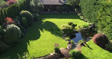 5 room house in Tolna, Hungary