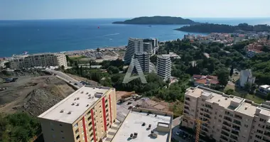 2 bedroom apartment in Becici, Montenegro