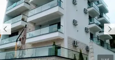 Propiedad comercial 800 m² en Sutomore, Montenegro