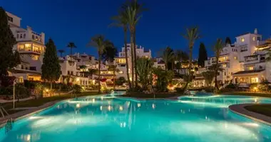 3 bedroom apartment in San Pedro Alcantara, Spain