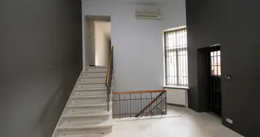 Edificio rentable 2 490 m² en Riga, Letonia