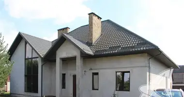 Casa en Kliejniki, Belarús