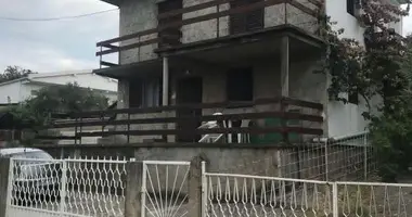 Дом 4 спальни в Печурице, Черногория