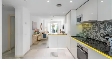 Apartamento 3 habitaciones en San Pedro Alcantara, Španjolska