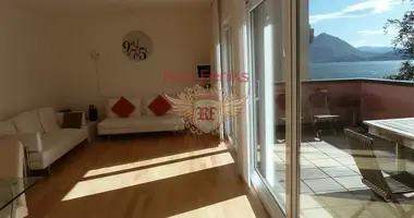 Mieszkanie 2 pokoi w Stresa, Włochy