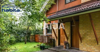 Дом в Helsinki sub region, Финляндия