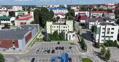 Commercial property 1 839 m² in Maladzyechna, Belarus