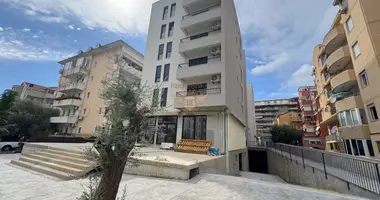 Квартира 2 комнаты в Черногория