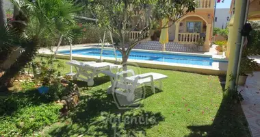 Villa 5 bedrooms in Denia, Spain