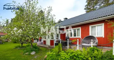 House in Oulunsalo, Finland