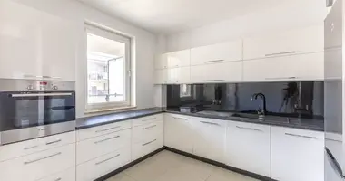 Wohnung 3 zimmer in Warschau, Polen