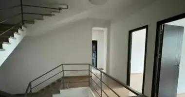 Коммерческое помещение 770 м² в Тбилиси, Грузия