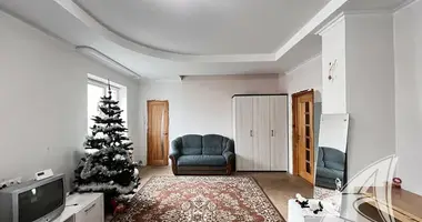 Apartamento 3 habitaciones en Brest, Belarús